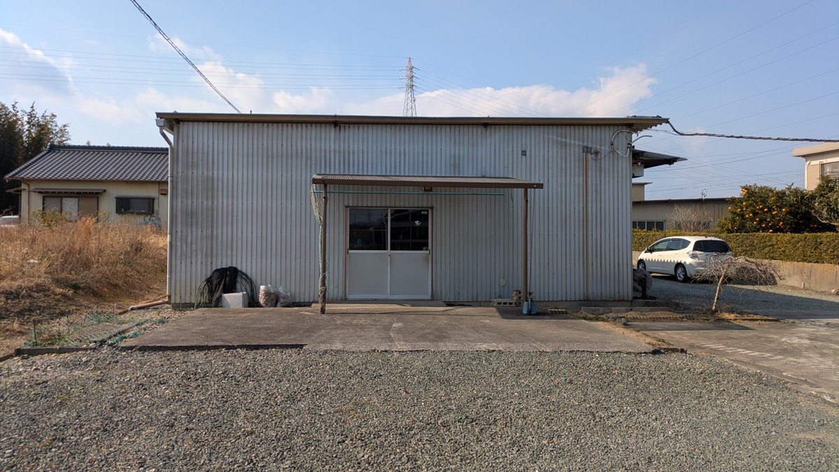 倉庫外観（正面）